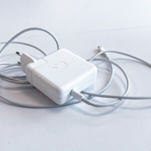 หัวแปลงปลั๊กไฟอเนกประสงค์ Universal Travel Adapter สำหรับจีนและไต้หวัน (Type A/I + USB-C PD 30W)